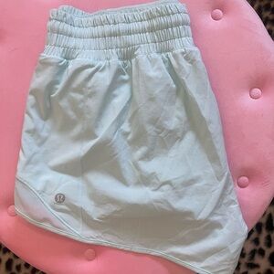 lululemon athletica Women's hotty hot 2.5